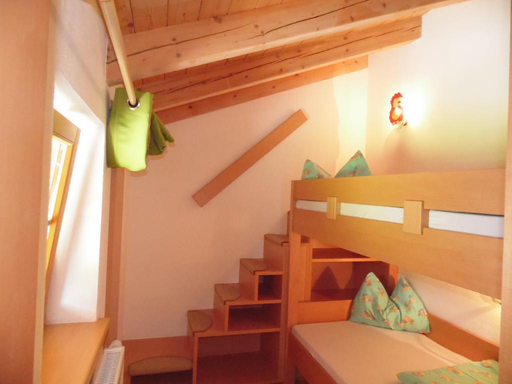 Baby- Und Kinderbauernhof Montaning Forstau  Kültér fotó